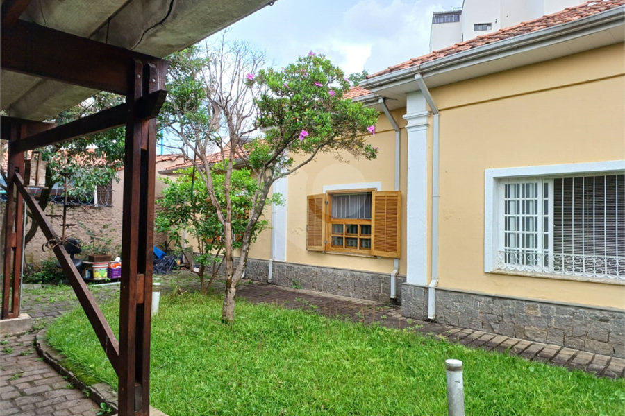 Casa Térrea à venda com 3 quartos, sendo 1 suíte, em Santana, São Paulo, SP