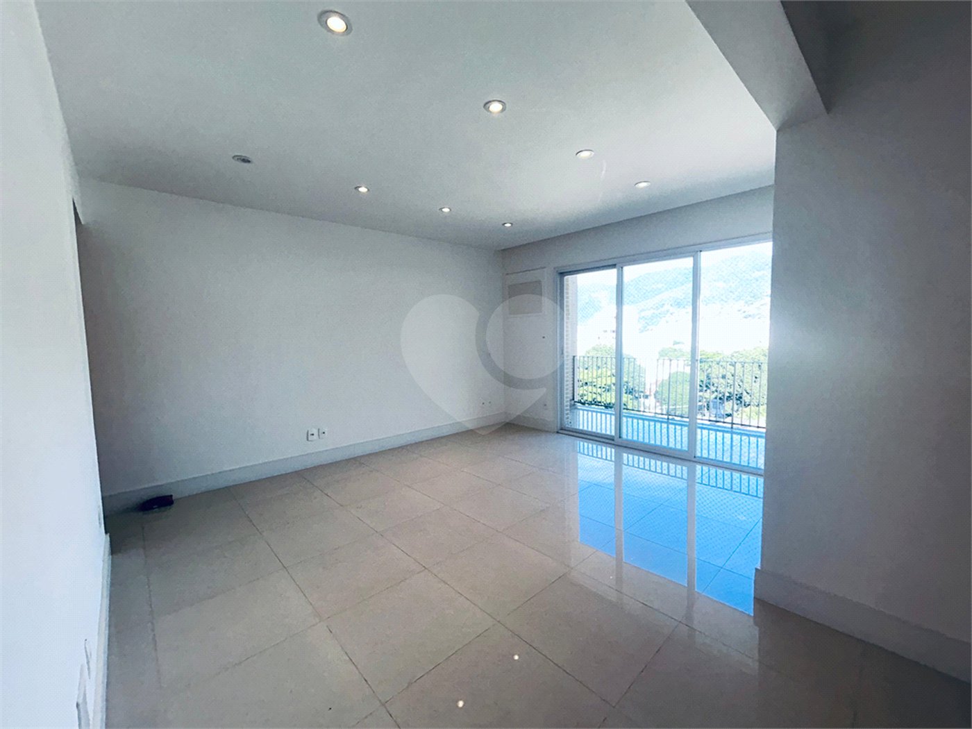 Apartamento à venda com 2 quartos, sendo 1 suíte, em Grajaú, Rio de Janeiro, RJ