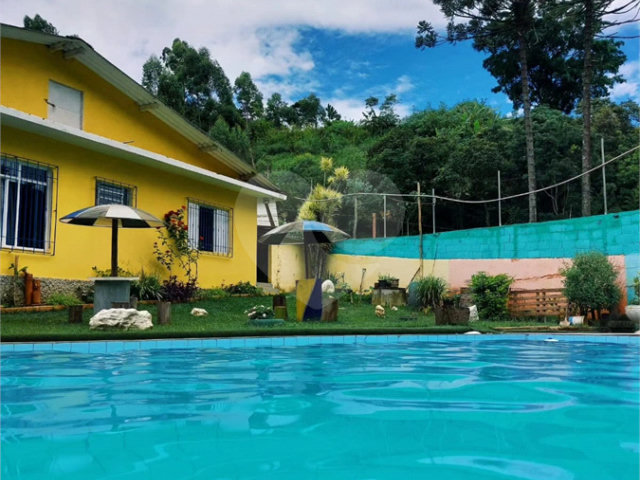 Chácara à venda com 3 quartos em Lavras, Mairiporã, SP