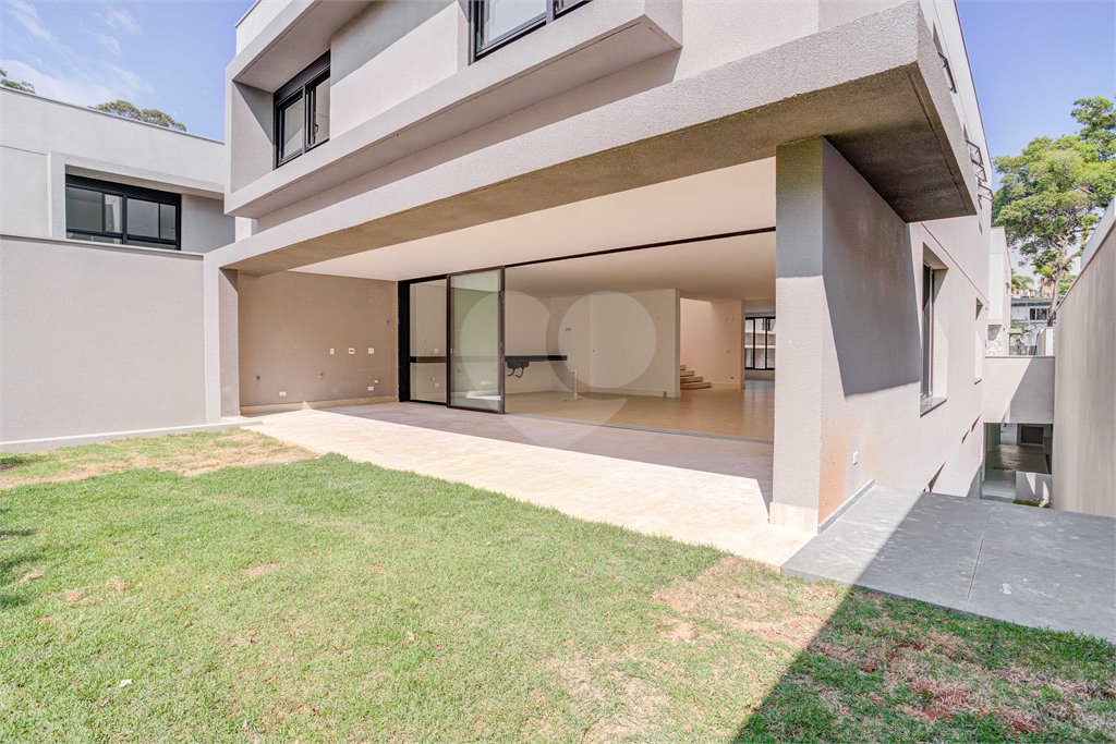 Casa à venda com 4 suítes no condomínio Hípica Max Garden, São Paulo - SP