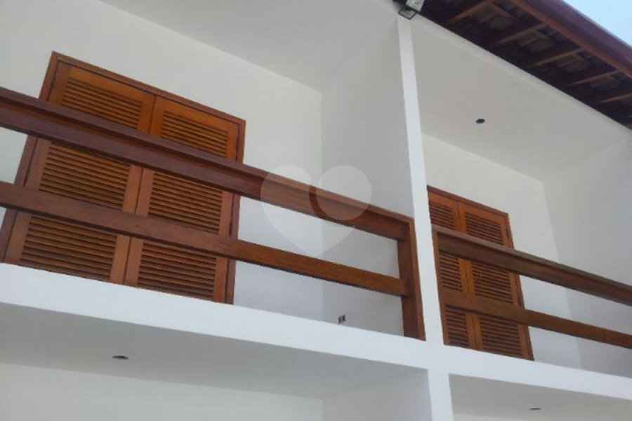 Sobrado à venda com 4 quartos, sendo 2 suítes, em Jardim Floresta, São Paulo, SP