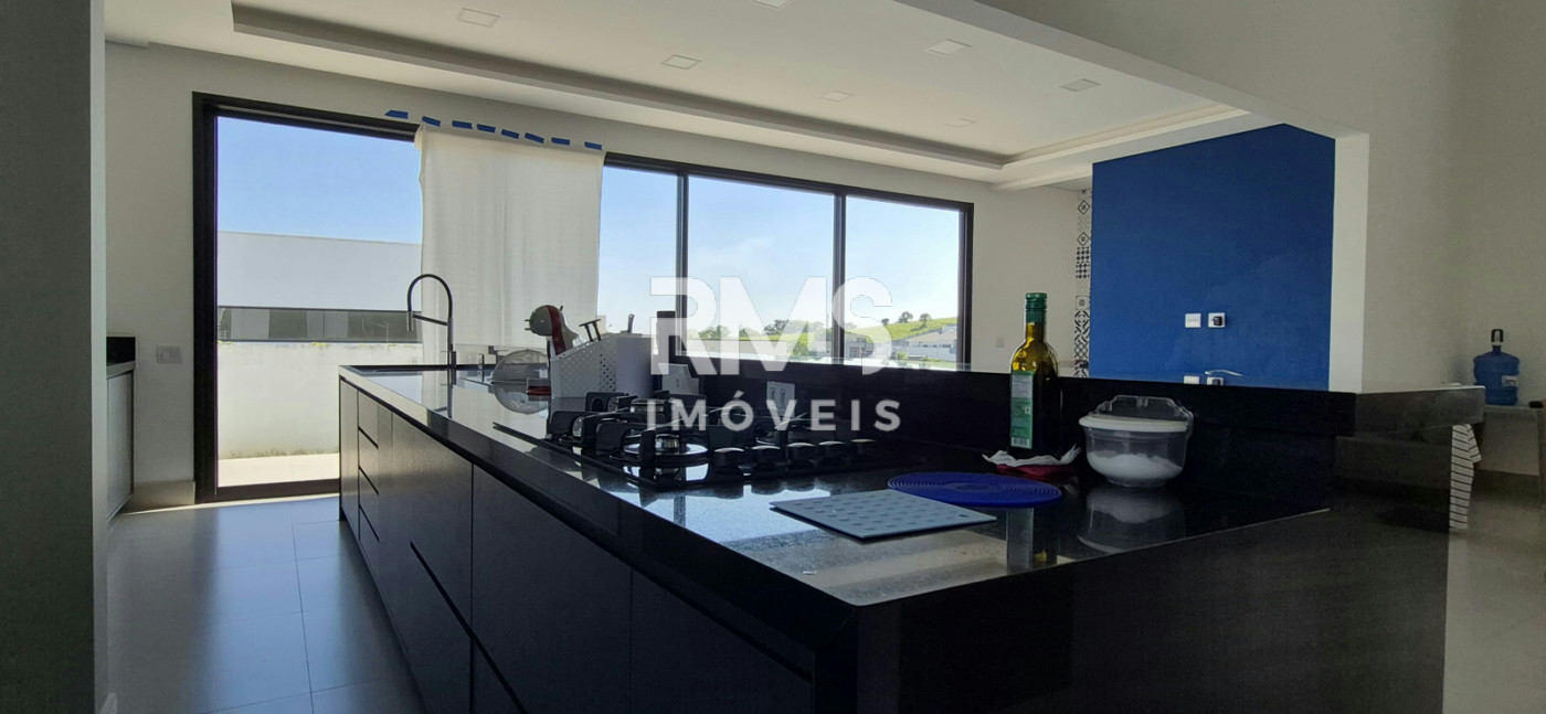 Casa à venda com 3 suítes no condomínio Residencialsaint Paul, Itu - SP