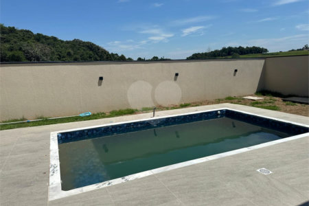 Casa à venda com 3 quartos, sendo 1 suíte, em Jardim Paraíso da Usina, Atibaia, SP