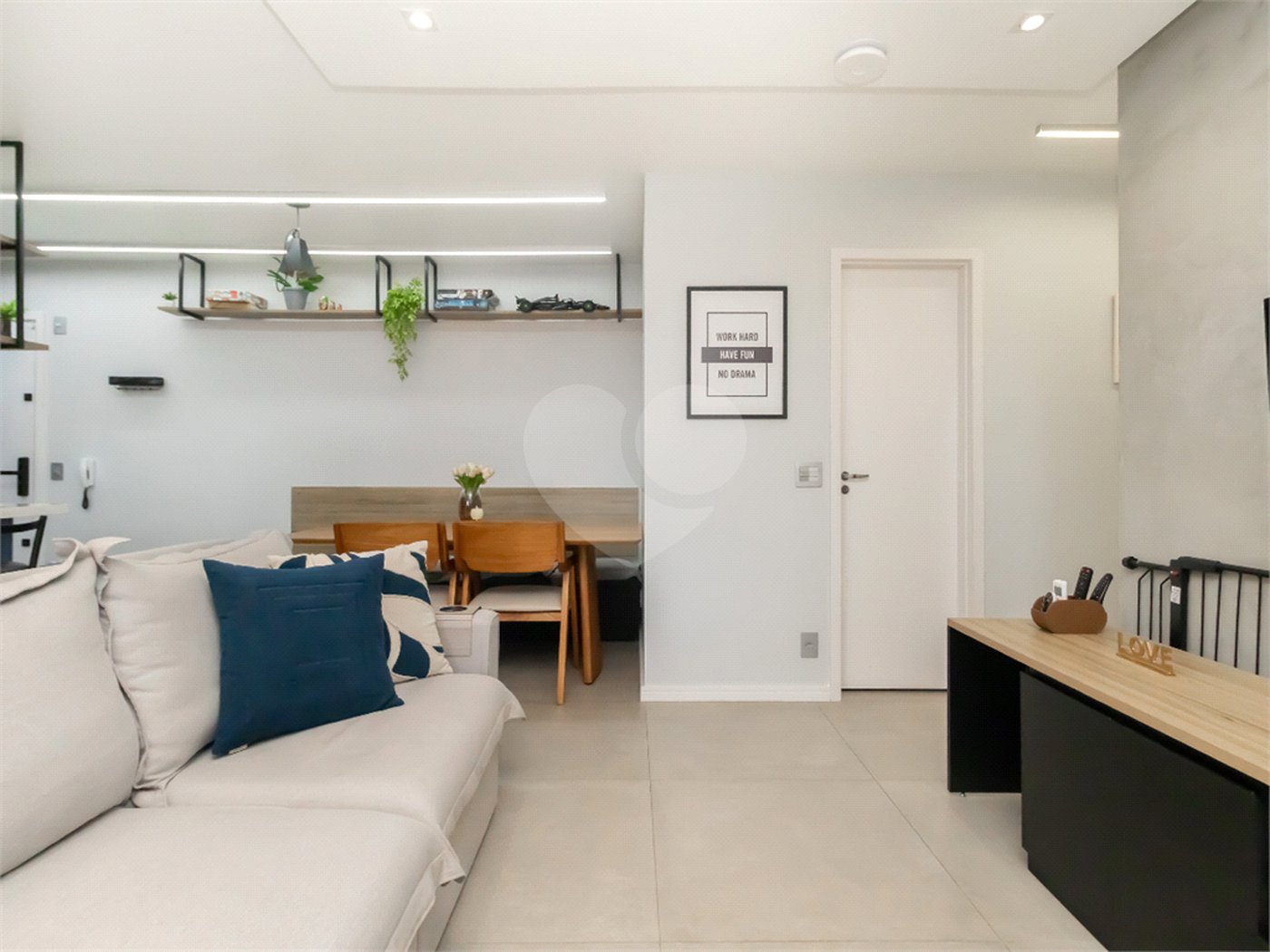 Apartamento à venda com 2 quartos, sendo 1 suíte, em Santo Amaro, São Paulo, SP