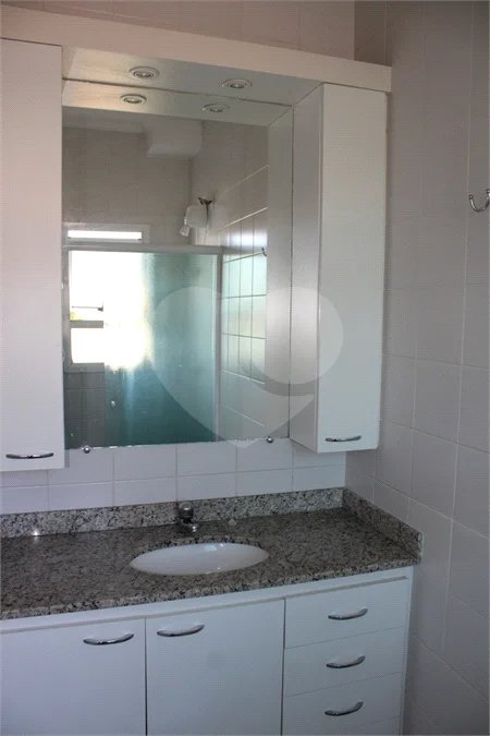 Apartamento à venda com 2 quartos, sendo 1 suíte, no Centro, Vinhedo, SP