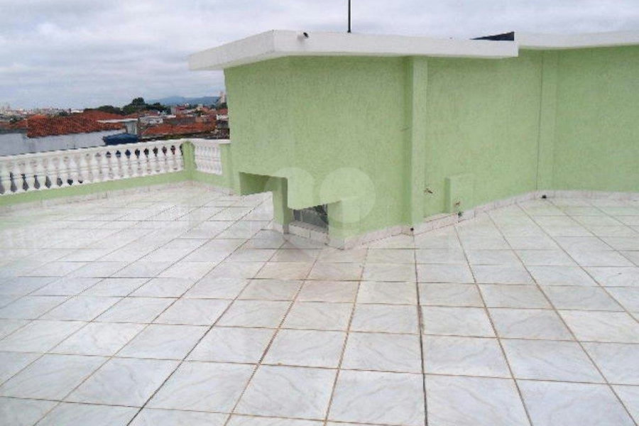 Sobrado à venda com 3 quartos, sendo 1 suíte, em Parque Edu Chaves, São Paulo, SP