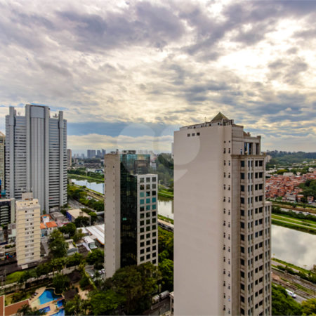 Apartamento à venda com 2 suítes em Brooklin, São Paulo, SP