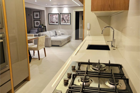 Apartamento à venda com 3 suítes em Mirandópolis, São Paulo, SP
