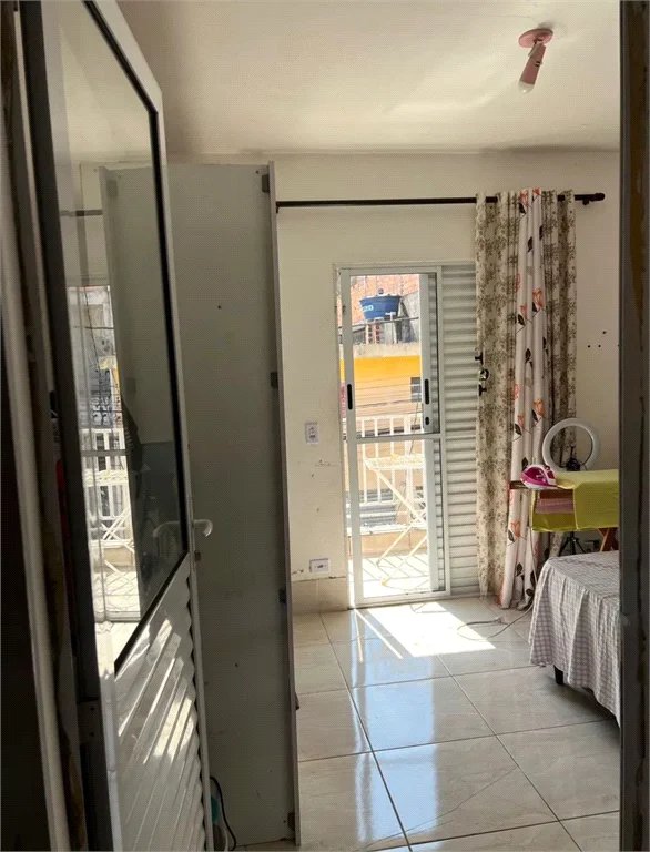 Casa à venda com 3 quartos em Jardim Suína, Taboão da Serra, SP