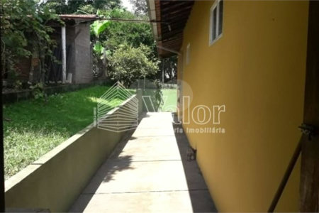 Chácara com 2.400m²