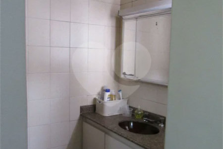 Casa Térrea à venda com 2 suítes em Vila Gustavo, São Paulo, SP