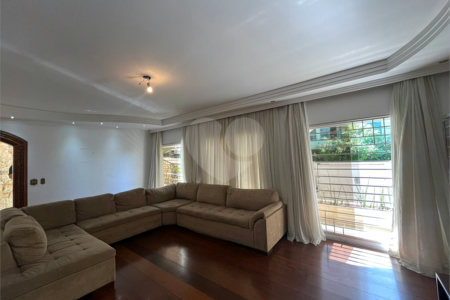 Casa à venda com 5 quartos, sendo 4 suítes,  em Jardim Franca, São Paulo, SP