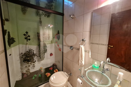 Casa Térrea para alugar com 3 quartos, sendo 1 suíte, em Chácara Santo Antônio, São Paulo, SP