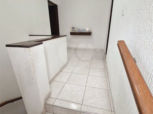 Sobrado à venda com 4 quartos, sendo 2 suítes,  em Interlagos, São Paulo, SP