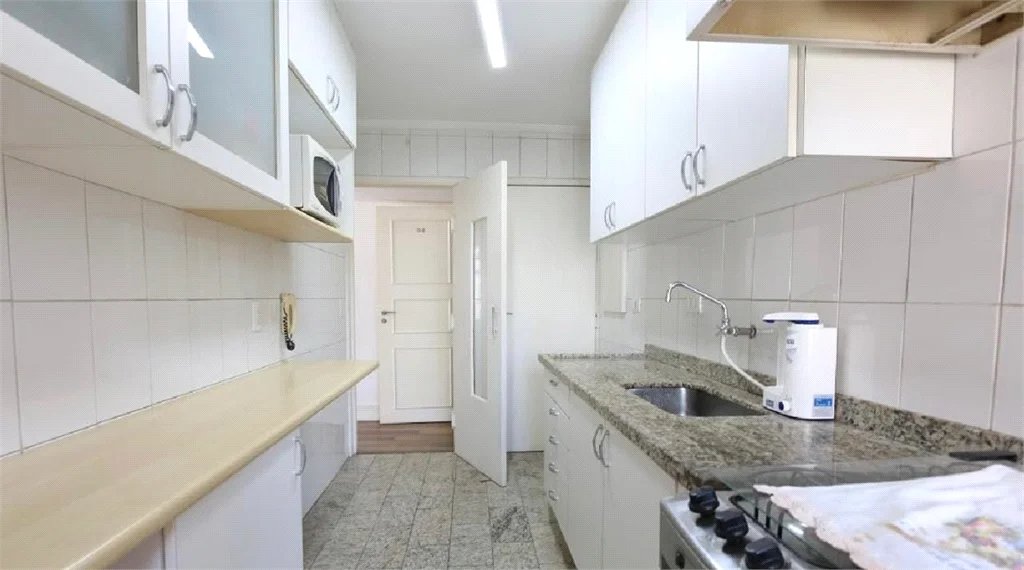 Apartamento à venda com 2 suítes em Vila Andrade, São Paulo, SP