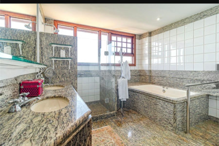 Casa à venda com 4 suítes em Joá, Rio de Janeiro, RJ