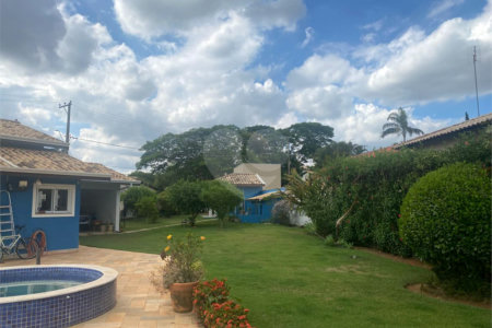 Casa à venda com 5 quartos, sendo 3 suítes, no condomínio Zuleika Jabour, Salto - SP