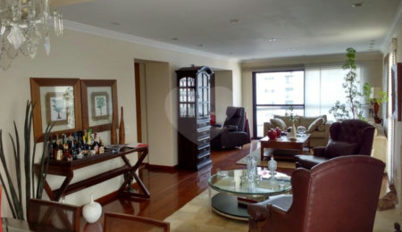 Apartamento à venda com 4 quartos, sendo 3 suítes, em Vila Andrade, São Paulo, SP