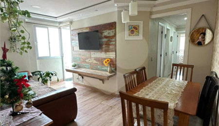 Apartamento à venda com 3 quartos, sendo 1 suíte,  em Vila Esperança, São Paulo, SP