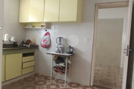 Sobrado à venda com 3 quartos em Pinheiros, São Paulo, SP