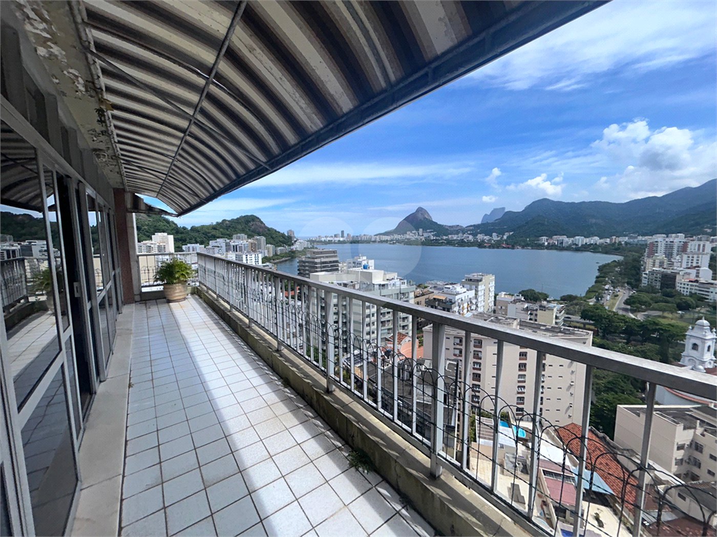 Cobertura à venda com 6 suítes em Lagoa, Rio de Janeiro, RJ