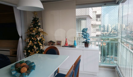 Apartamento à venda com 3 quartos, sendo 2 suítes,  em Tatuapé, São Paulo, SP
