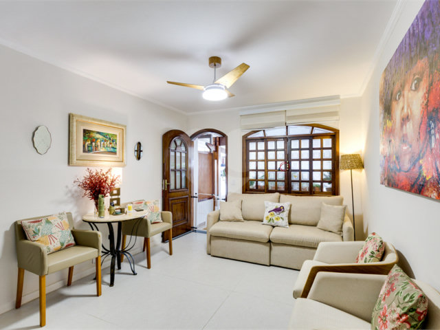 Casa à venda com 3 quartos, sendo 1 suíte,  no condomínio Village Bahamas, São Paulo - SP
