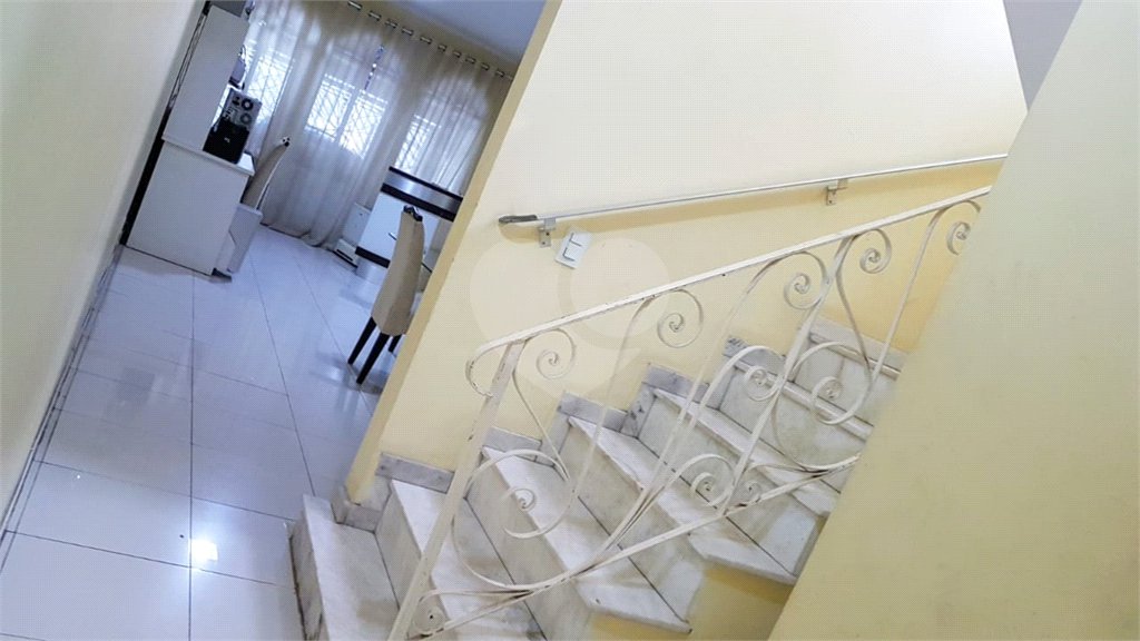 Sobrado à venda com 3 quartos, sendo 1 suíte, em Parada Inglesa, São Paulo, SP