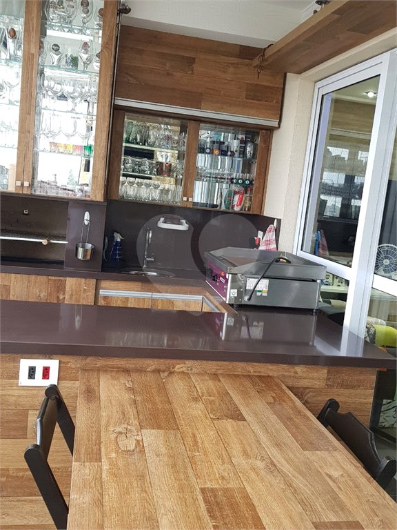 Apartamento à venda com 3 quartos, sendo 1 suíte, em Vila Maria Alta, São Paulo, SP