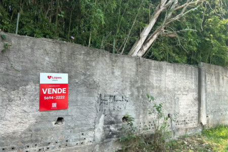 Terreno à venda em Interlagos, São Paulo, SP
