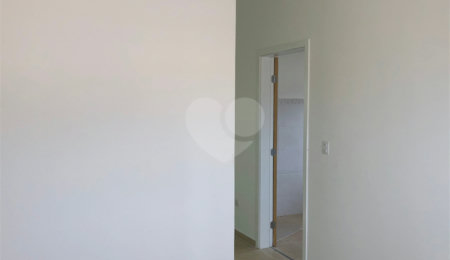 Casa à venda com 3 quartos, sendo 1 suíte,  no condomínio Marfi Iii- Fase Iii, Bom Jesus dos Perdões - SP