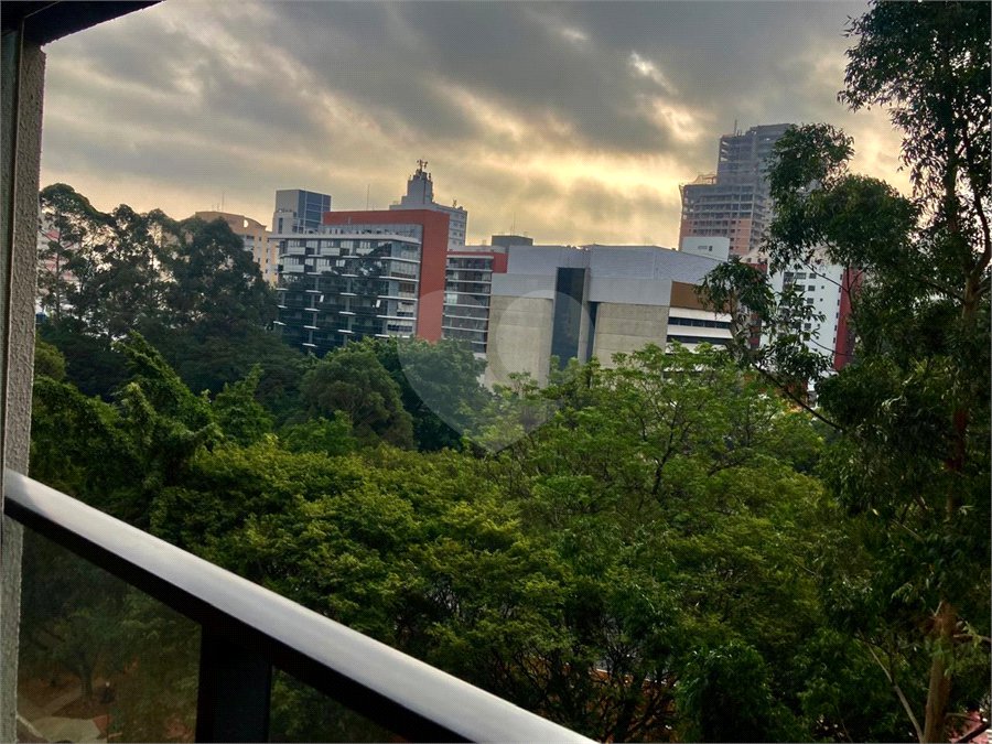 Apartamento à venda com 1 quarto em Pinheiros, São Paulo, SP