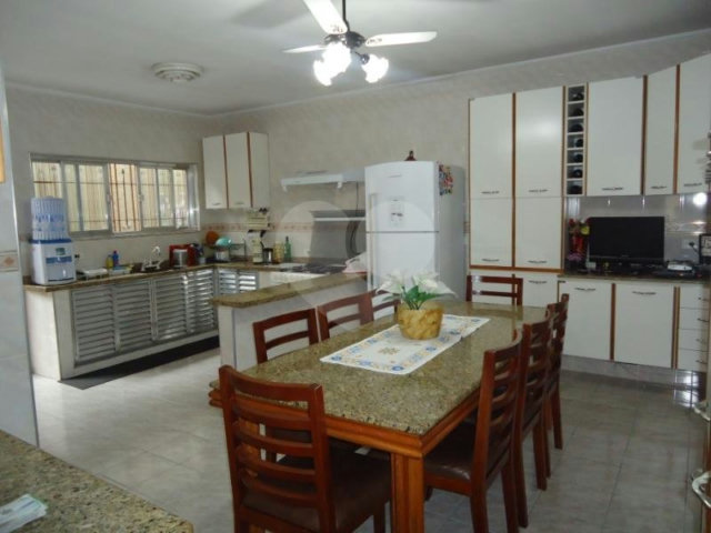 Sobrado à venda com 6 quartos, sendo 3 suítes,  em Casa Verde, São Paulo, SP