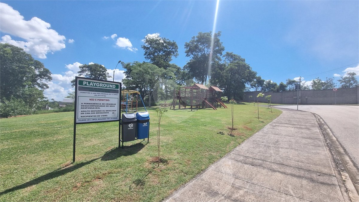 Casa à venda com 3 suítes no condomínio Helena Maria, Sorocaba - SP
