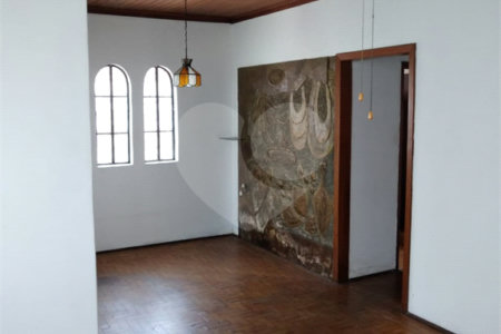 Casa à venda com 3 quartos no Centro, Mogi das Cruzes, SP