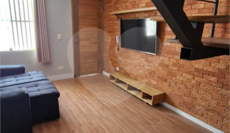 Casa à venda com 2 quartos, sendo 1 suíte,  no condomínio A.m.costa, São Paulo - SP