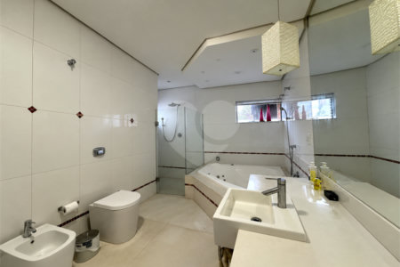 Casa à venda com 3 suítes no condomínio Village D'avignon, Sorocaba - SP