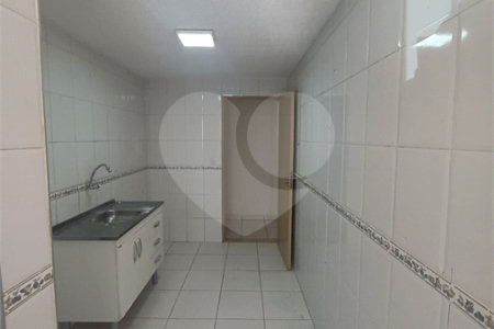 Apartamento à venda com 2 quartos em Jardim Santa Mônica, São Paulo, SP