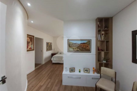 Casa à venda com 4 suítes no condomínio Aldeia da Serrinha, Sorocaba - SP