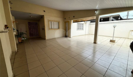 Casa à venda com 3 quartos em Jardim Marília, Salto, SP
