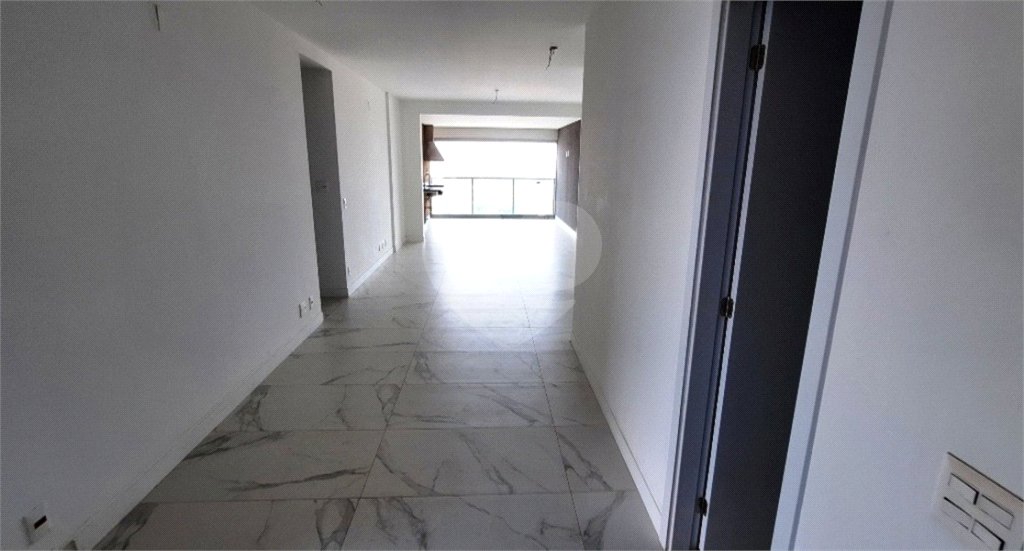 Apartamento à venda com 3 suítes em Sumarezinho, São Paulo, SP