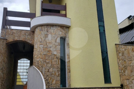 Sobrado à venda com 3 quartos, sendo 1 suíte, em Vila Maria Alta, São Paulo, SP