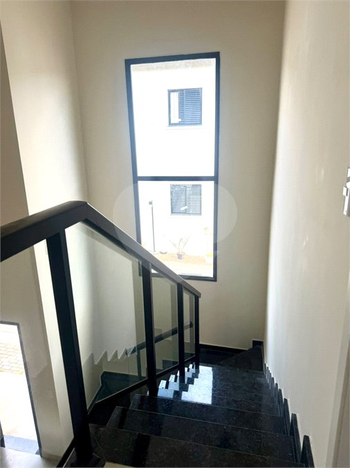 Casa à venda ou para alugar com 3 quartos, sendo 1 suíte, no condomínio Residencial Marchant Buarque, Atibaia - SP