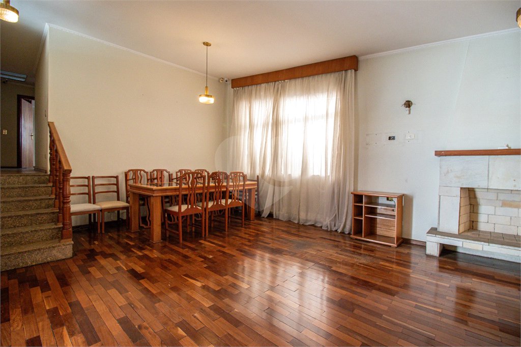 Casa à venda com 5 quartos, sendo 4 suítes, em Jardim Prudência, São Paulo, SP