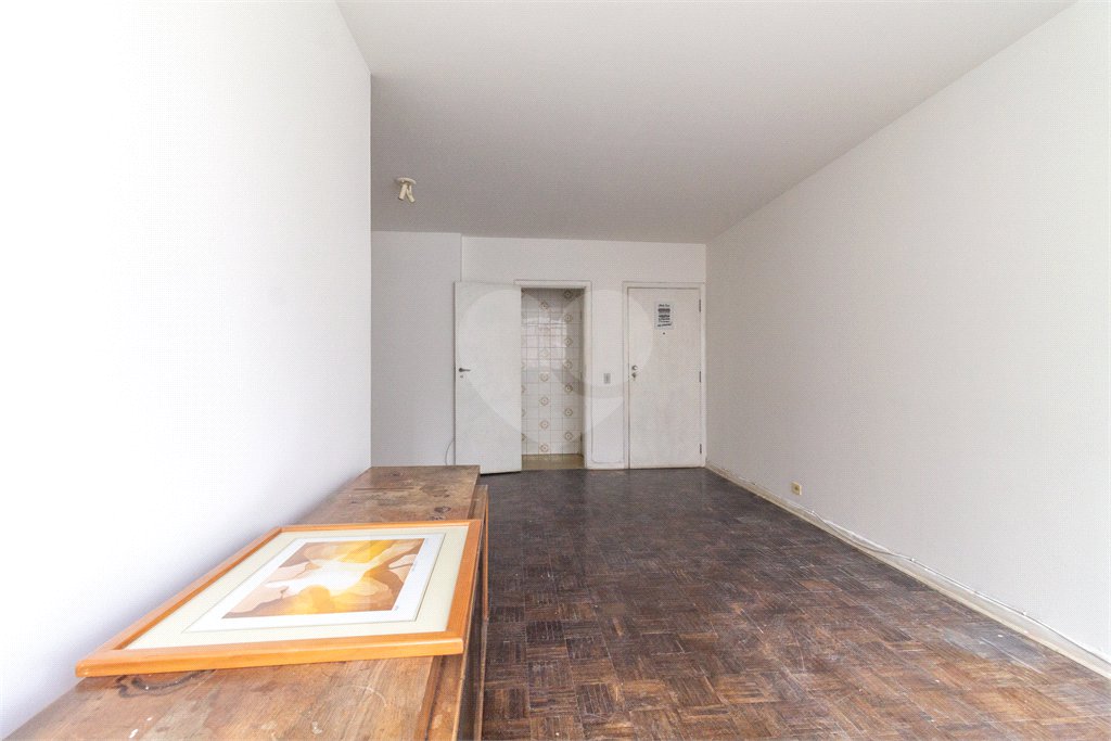 Apartamento à venda com 3 quartos, sendo 1 suíte, em Jardim América, São Paulo, SP