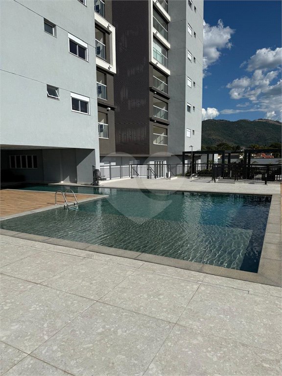 Apartamento para alugar com 3 suítes em Vila Helena, Atibaia, SP