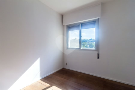 Cobertura à venda com 3 quartos, sendo 1 suíte, em Real Parque, São Paulo, SP