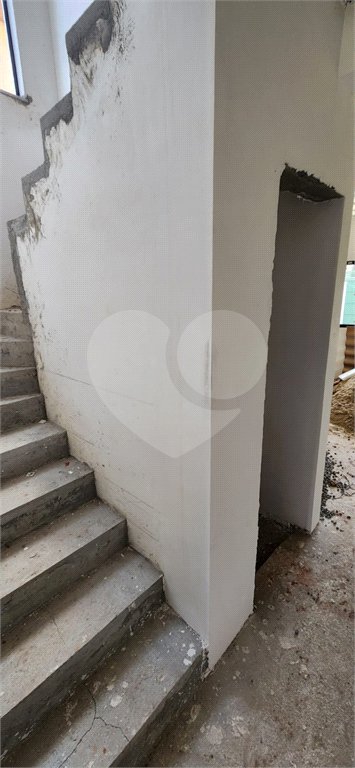 Sobrado à venda com 3 quartos, sendo 1 suíte,  em Jardim Maristela, Atibaia, SP