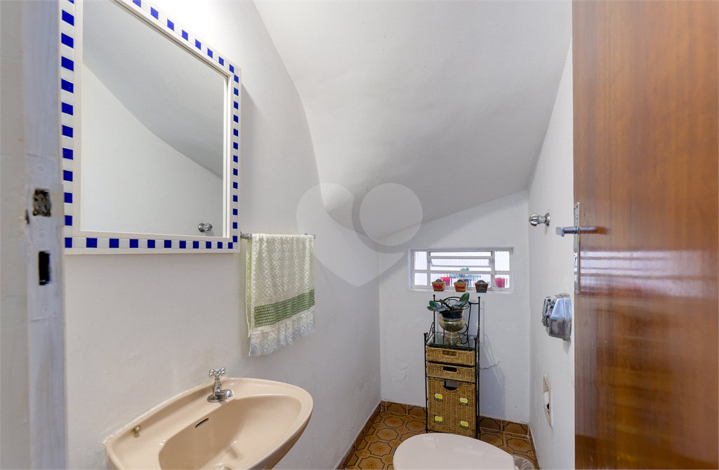 Casa à venda com 3 quartos, sendo 1 suíte,  em Campo Belo, São Paulo, SP