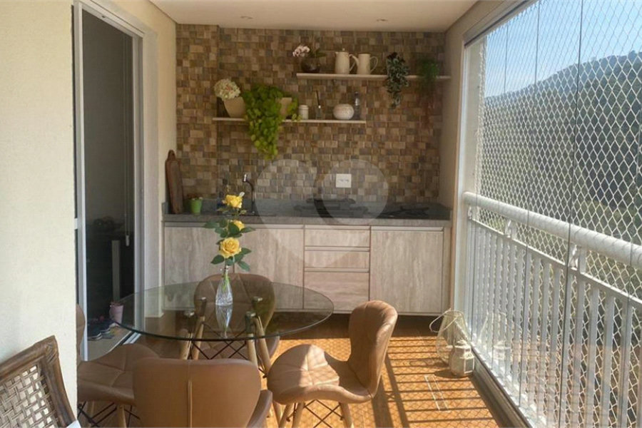 Apartamento à venda com 3 quartos, sendo 1 suíte, em Horto, São Paulo, SP